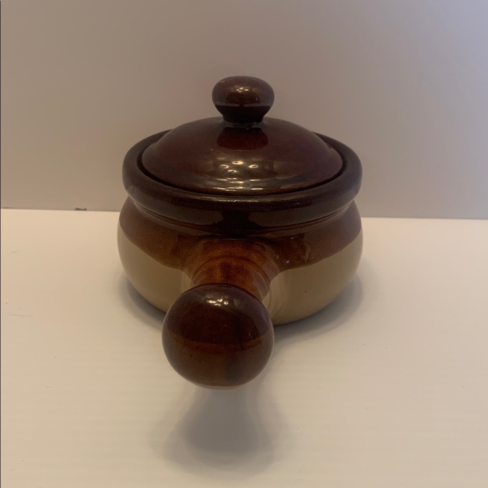 Vintage Stoneware Soup Bowls With Lid And Handle - Picture 2 of 10